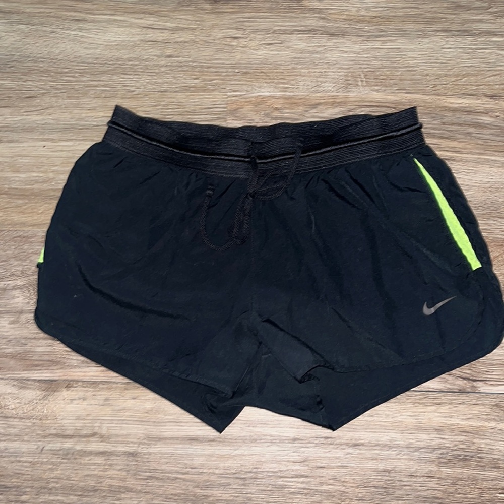 Black yellow nike shorts